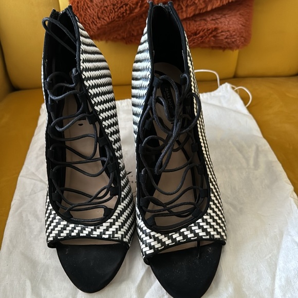 Beautiful Zara Caged Heel Sandal - Picture 4 of 5